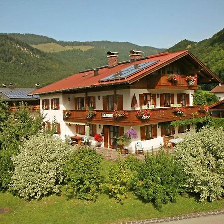 Апартаменты Haus Kohlpointner Обервёссен Экстерьер фото